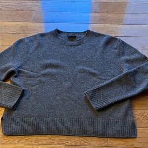 Quince Mongolian Cashmere Boxy Crewneck Sweater